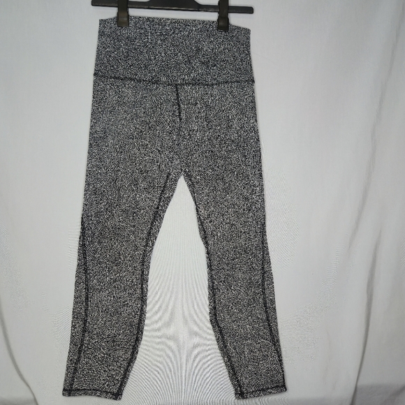 Lululemon Wunder Under High Rise Crop Luxtreme Black/gray Size 10 - Picture 1 of 9